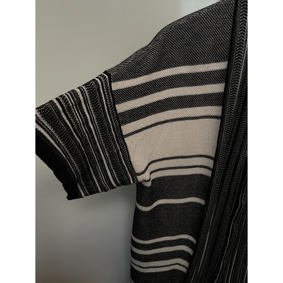 Vince Short Sleeve Striped Long Line Cardigan Oversized Cotton Black White XS - Picture 3 of 6